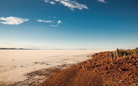 Lake Gairdner, South Australia - Credit: robert blackburn