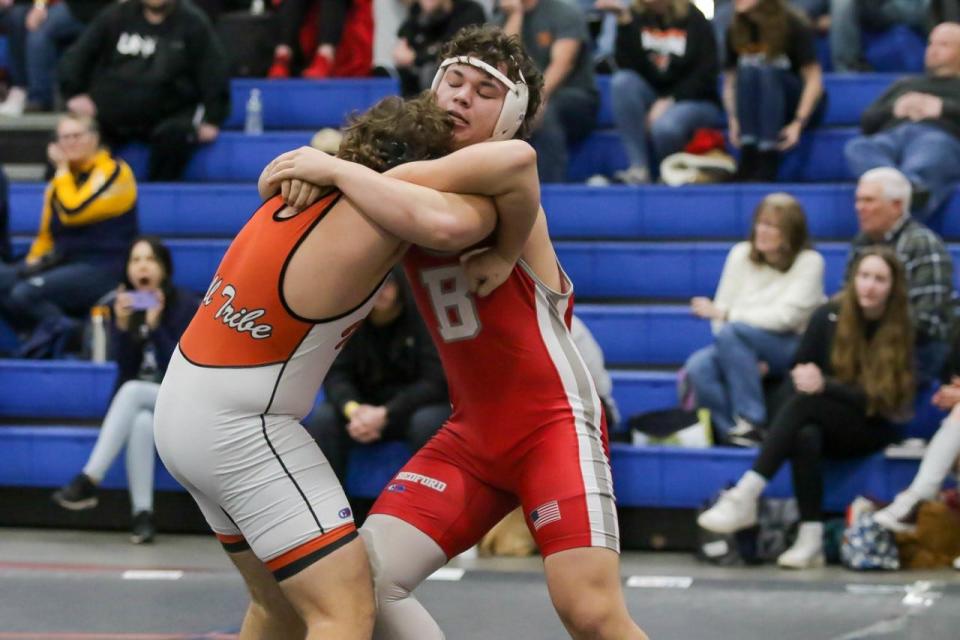 Conner Green of Bedford pulled out a 1-0 win over Tecumseh's Maxwell Bledsoe in the Southeastern Conference finals at 215 pounds Saturday.