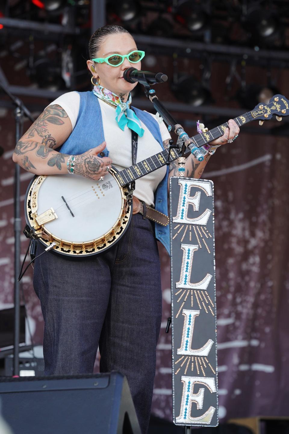 Elle King returned to stage at Extra Innings Festival on March 1, 2024.