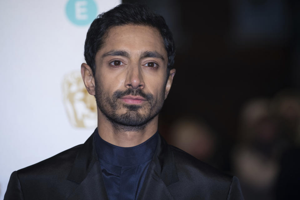 Riz Ahmed está entre los favoritos a llevarse el Óscar por Mejor Actor en la película "Sound of Metal", donde interpreta a un baterista de heavy metal que se queda sordo. (AP)