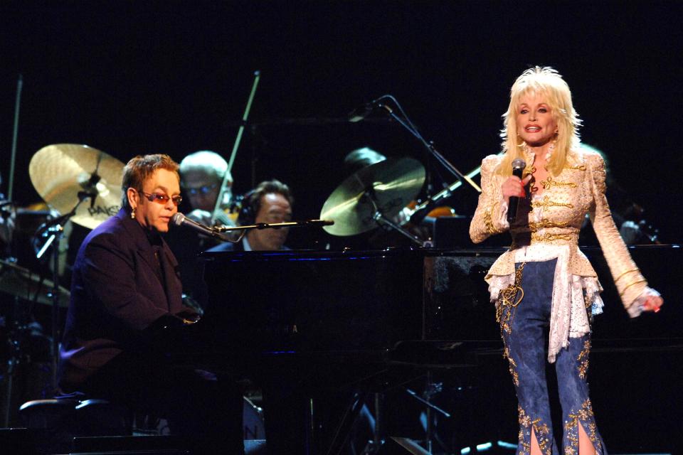 2005 - CMA Awards with Dolly Parton