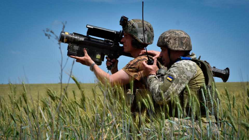 2024年5月28日，烏克蘭軍在札波羅熱州前線使用美國刺針防空飛彈。美聯社