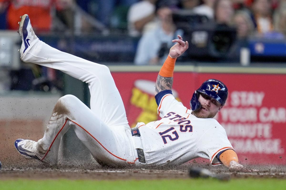 Astros place Ben Gamel on the injured list with a broken left leg