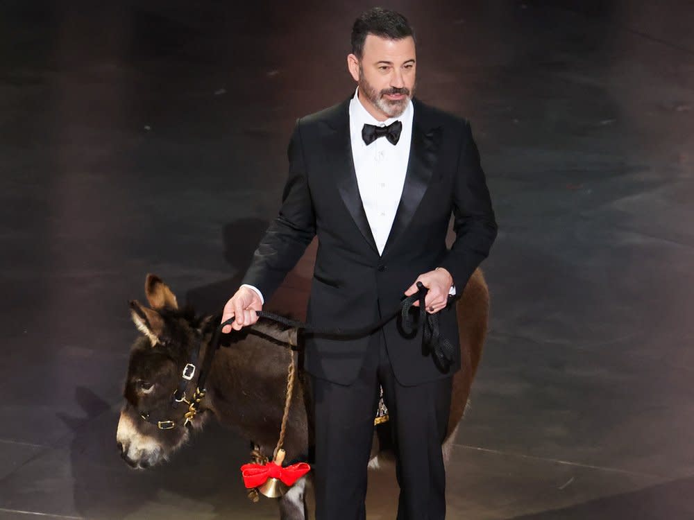 Moderator Jimmy Kimmel hatte einen besonderen Filmstar im Schlepptau. (Bild: getty/Myung J. Chun / Los Angeles Times via Getty Images)