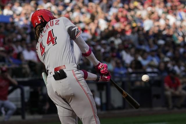 MILWAUKEE, WI - JULY 25: Cincinnati Reds Infielder Elly De La Cruz (44)  gets into position during a MLB game between the Milwaukee Brewers and  Cincinnati Reds on July 25, 2023, at