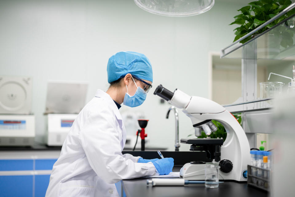 a researcher in a lab