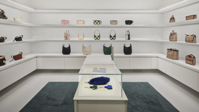 Burberry s Avenue Montaigne Store Takes Cues From British Art and