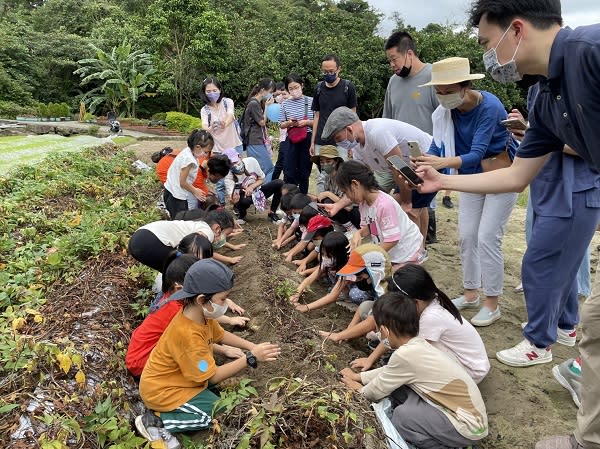 ▲來到清香休閒農場一定都能帶著滿足笑容滿載而歸。（圖/台灣休閒農業發展協會）