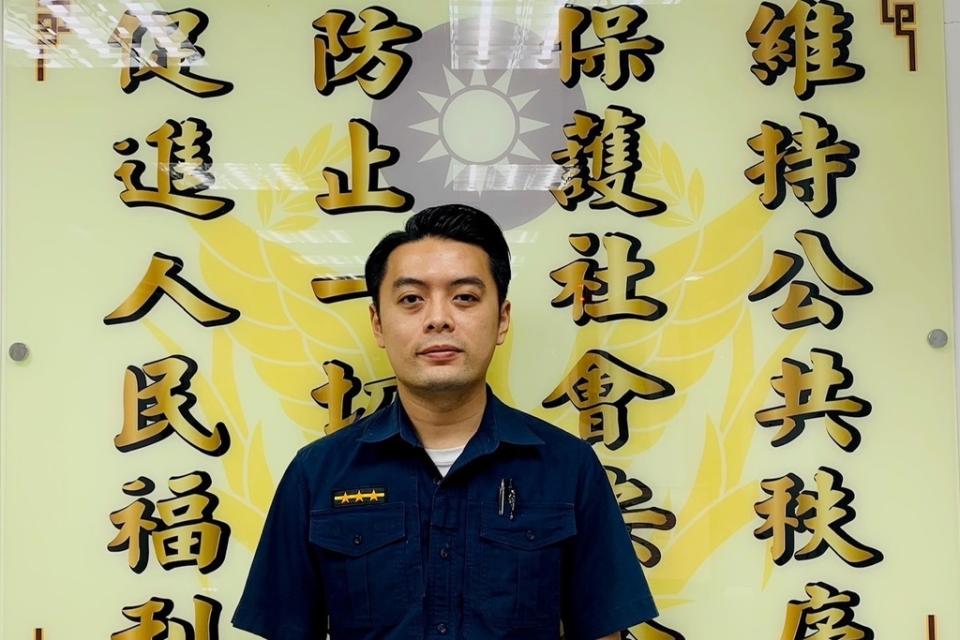 圖說：臺北市萬華分局青年路派出所警員<a class="link " href="https://tw.news.yahoo.com/tag/周泓葳" data-i13n="sec:content-canvas;subsec:anchor_text;elm:context_link" data-ylk="slk:周泓葳;sec:content-canvas;subsec:anchor_text;elm:context_link;itc:0">周泓葳</a>。