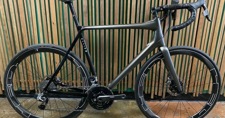 2018 Allied Alfa Allroad carbon disc road bike