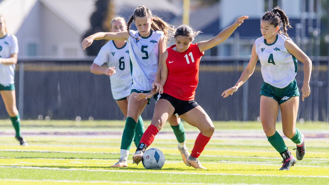 Marisol Stosich (11) made the all-state first team with Boise High last fall. She earned her first international cap last week with Guatemala’s senior national team.