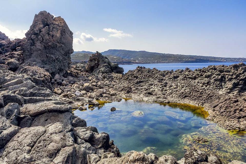 潘泰萊里亞島－Elephant Arch（Image Source : Getty Creative）