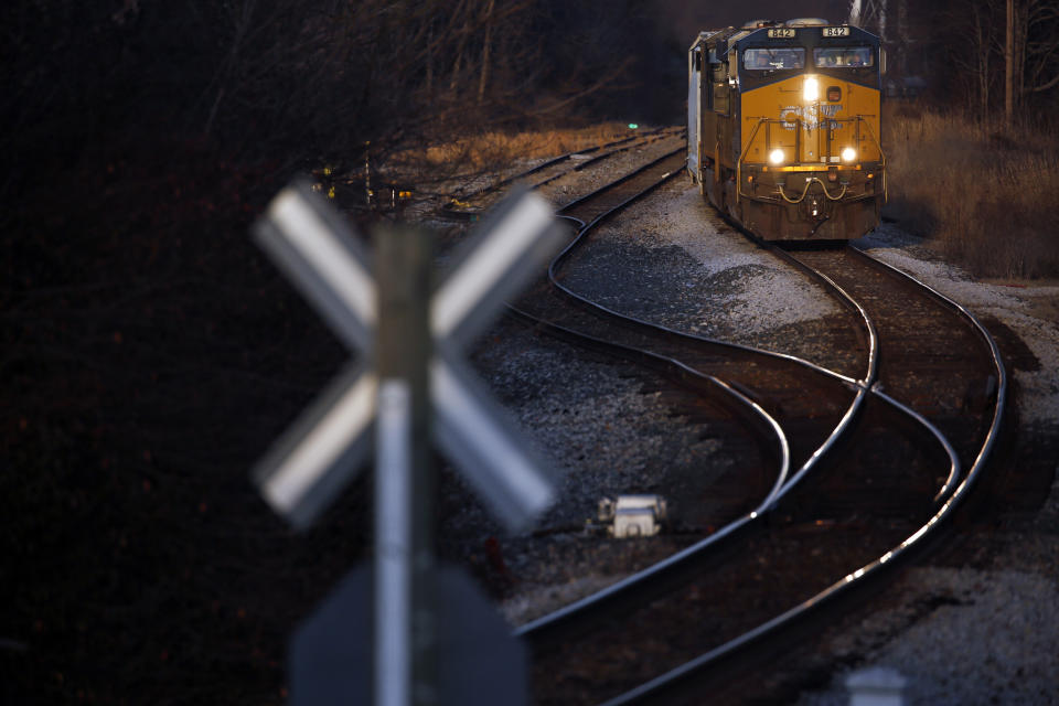 A CSX Transportation Inc. mixed freight train approaches La Grange, Ky., on Jan. 13, 2020. (Luke Sharrett / Bloomberg via Getty Images file)