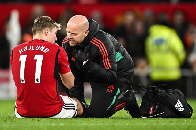 Erik ten Hag gives injury update on Christian Eriksen and Rasmus Hojlund  after Man Utd win v Luton