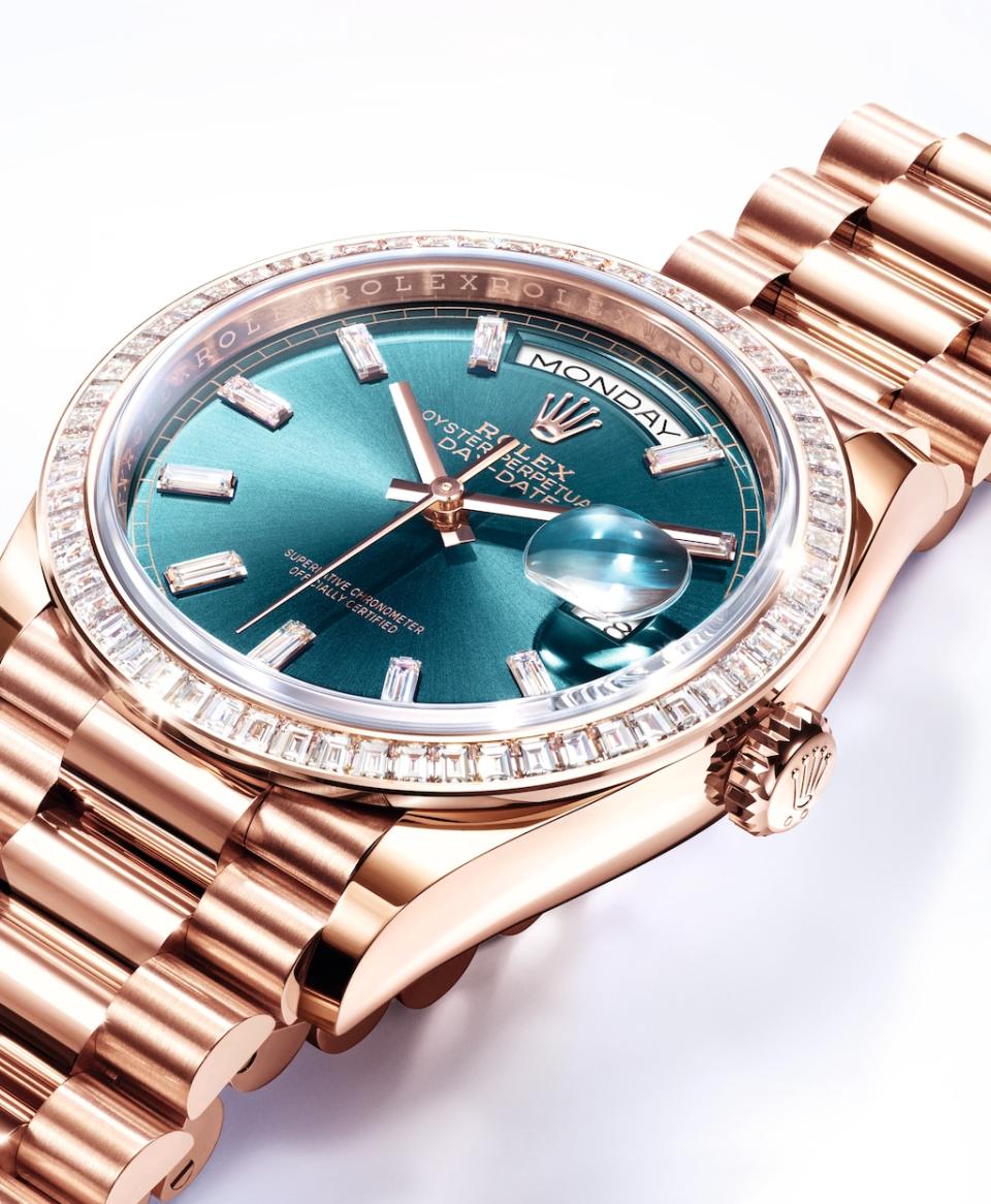 Rolex勞力士2024新錶巡禮：GMT-Master II灰黑雙色、Day-Date玫瑰金、珠光雲朵錶面絕美登場