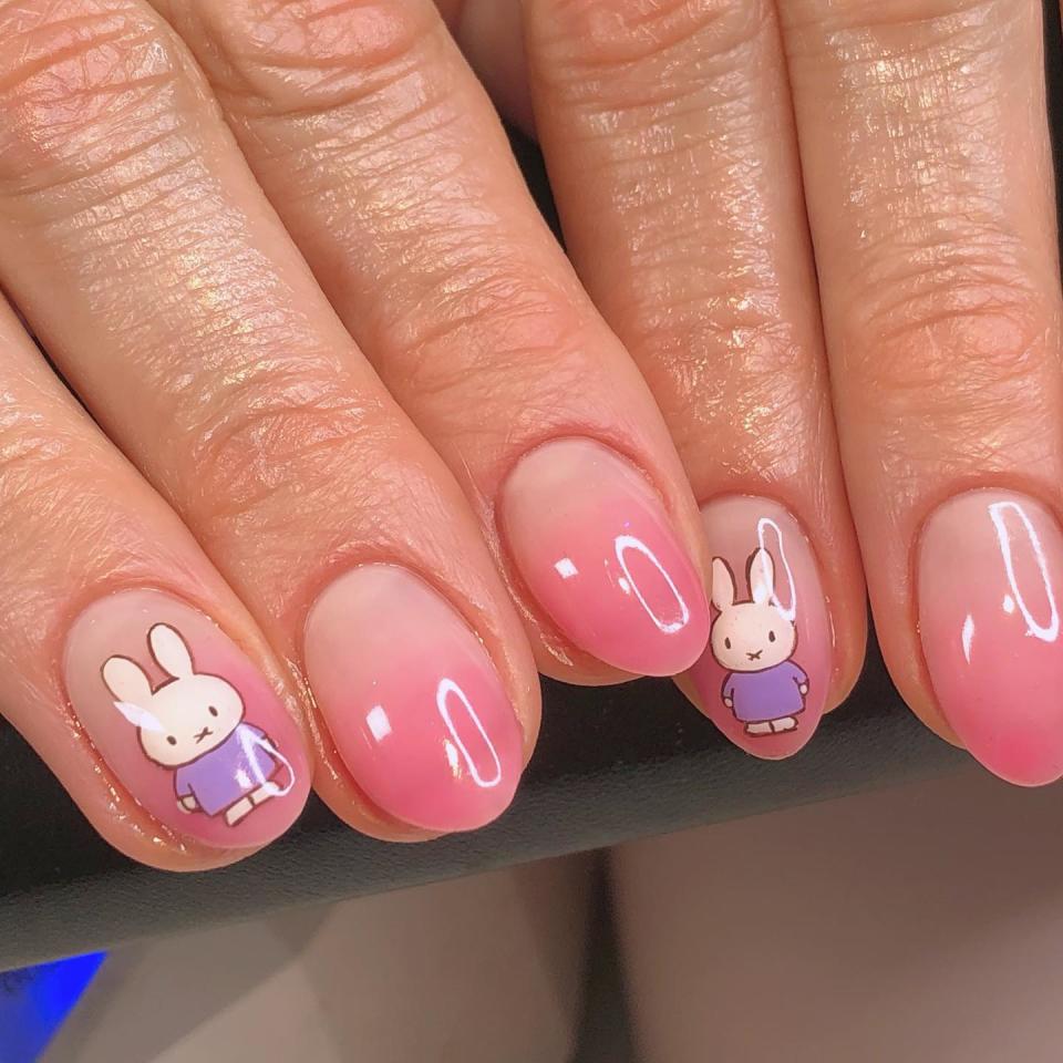 Instagram/@speakeasynails_