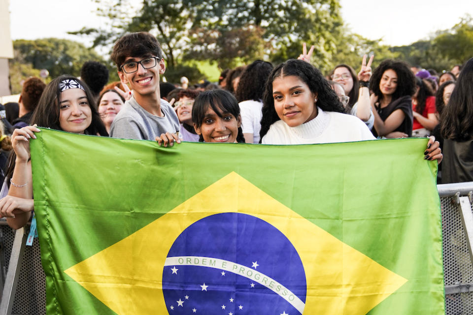 SAO PAULO, BRAZIL - JUNE 17: Fans pose for a photo during TUDUM 2023 at Fundação Bienal de São Paulo on June 17, 2023 in Sao Paulo, Brazil. (Photo by Filipe Redondo/Getty Images)