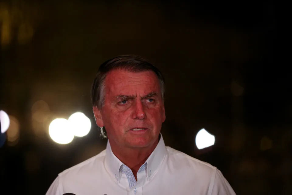 *Arquivo* BRASÍLIA, DF, 26.10.2022 - O presidente Jair Bolsonaro (PL) durante coletiva no Palácio da Alvorada. (Foto: Pedro Ladeira/Folhapress)