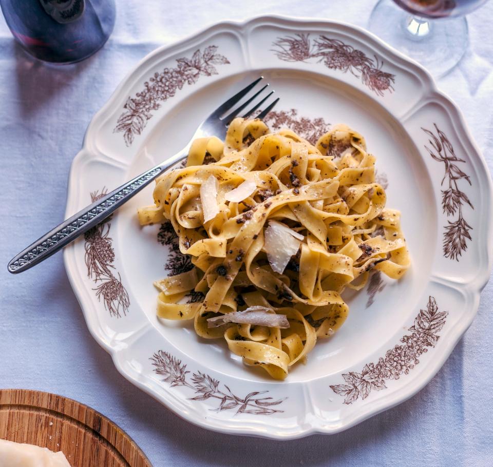 tagliatelle with black truffles