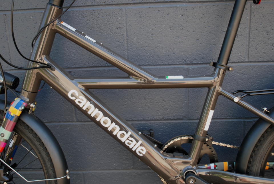 Picture of Cannondale Compact Neo's funky frame