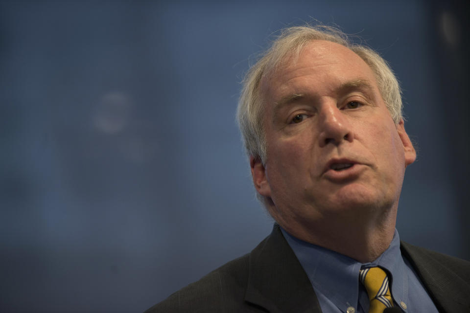 The Federal Reserve Bank of Boston's President and CEO Eric S. Rosengren speaks during the "Hyman P. Minsky Conference on the State of the U.S. and World Economies," in New York, April 17, 2013. REUTERS/Keith Bedford (UNITED STATES - Tags: BUSINESS POLITICS HEADSHOT)