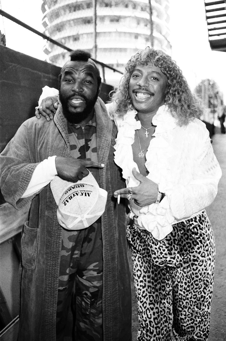 Mr. T als B.A. Baracus, Rick James als er selbst (Bild: NBCU Photo Bank)