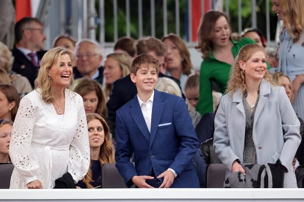 <div class="inline-image__caption"><p>Britain's Sophie, Countess of Wessex (L), James, Viscount Severn (C) and Britain's Lady Louise Windsor (R) take their seats for the Platinum Party at Buckingham Palace on June 4, 2022 as part of Queen Elizabeth II's platinum jubilee celebrations.</p></div> <div class="inline-image__credit">CHRIS JACKSON/POOL/AFP via Getty Images</div>