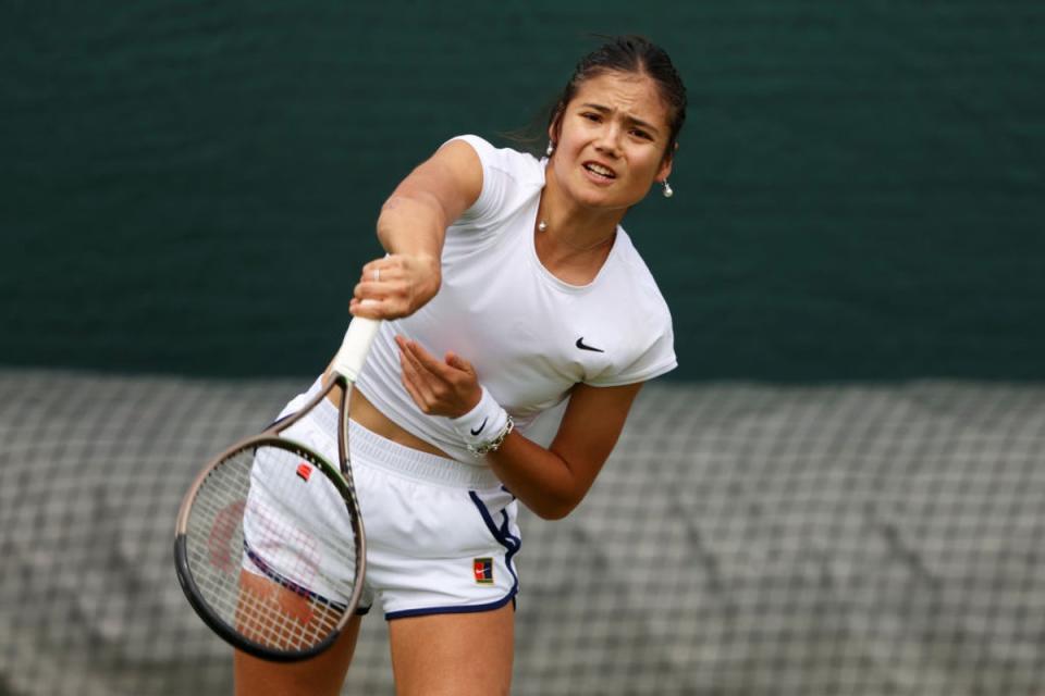 Emma Raducanu practiced on Saturday   (Getty Images)