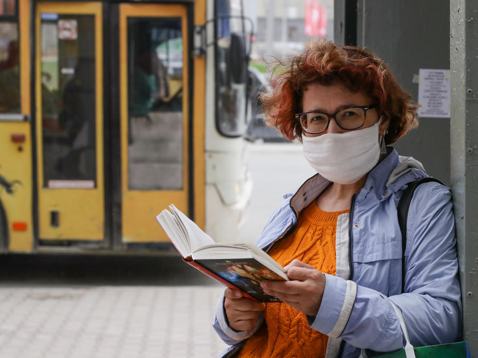 NOVOSIBIRSK, RUSSIA - APRIL 29, 2020: A woman wears a face mask amid the ongoing COVID-19 pandemic; the Russian President has announced extending a paid period off work until May 11 nationwide to counter the spread of the COVID-19 infection. Kirill Kukhmar/TASS (Photo by Kirill Kukhmar\TASS via Getty Images)