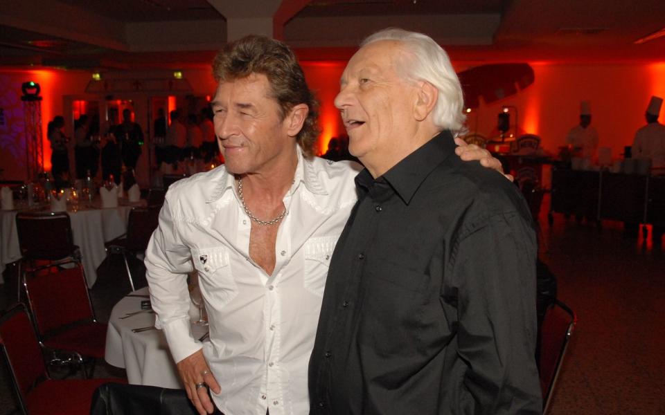 Peter Maffay trauert um seinen Vater Wilhelm Makkay (rechts). (Bild: 2008 Getty Images/Peter Bischoff)