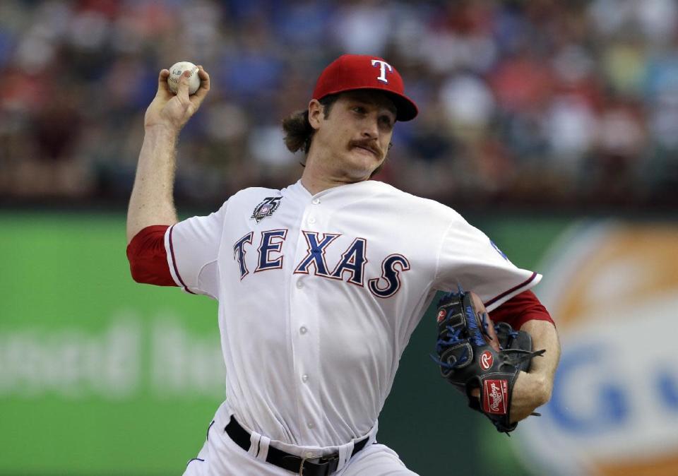 Miles Mikolas is looking to revive his MLB career, and it looks like he’s got the stuff to do it. (Tony Gutierrez/AP)