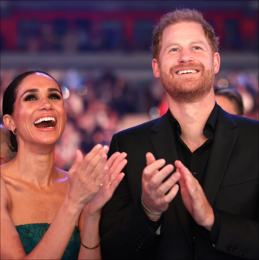  Rince Harry, Duke of Sussex, and Meghan, Duchess of Sussex attend the closing ceremony of the Invictus Games Düsseldorf 2023 at Merkur Spiel-Arena on September 16, 2023 in Duesseldorf, Germany. . 