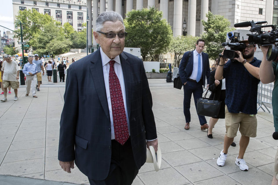 Former New York Assembly Speaker Sheldon Silver arrives at federal court in New York, Friday, July 27, 2028. Silver, the former New York Assembly speaker who brokered legislative deals for two decades before corruption charges abruptly ended his career, will be sentenced for a second time Friday. (AP Photo/Mary Altaffer)