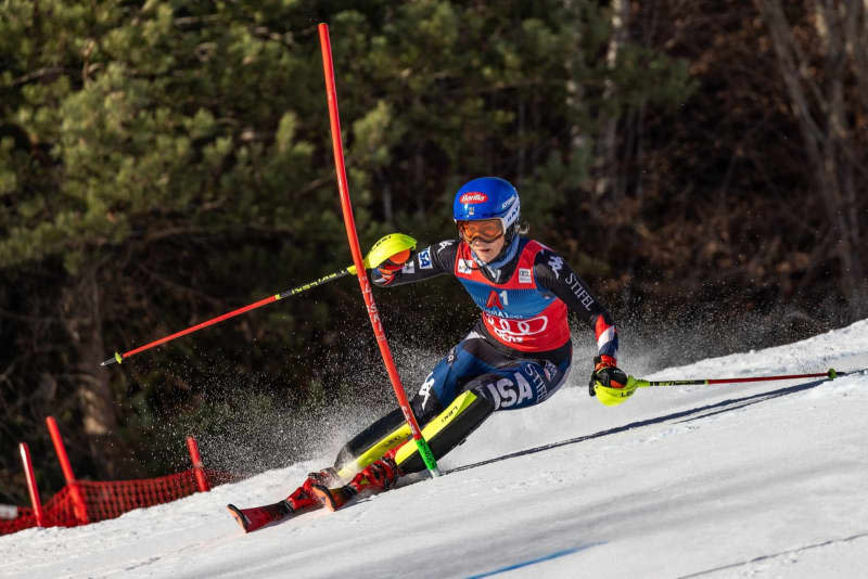 USA's Mikaela Shiffrin in action during the women's slalom 1st run at the Women's Alpine Ski World Cup 2023 in Lienz. Expa/Dominik Angerer/APA/dpa