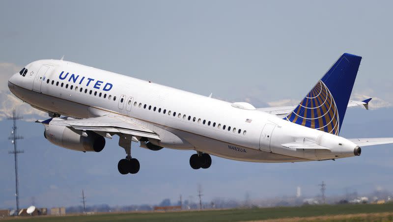 A United Airlines jetliner.