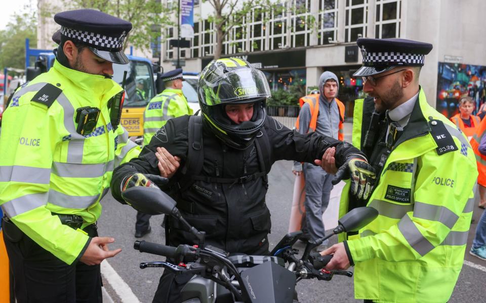 Luego fue arrestado por conducción peligrosa - Martyn Wheatley / i-Images