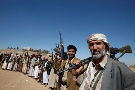 Tribesmen attend a gathering held to show support to the new government formed by Yemen's armed Houthi movement and its political allies, in Sanaa, Yemen December 6, 2016. REUTERS/Khaled Abdullah