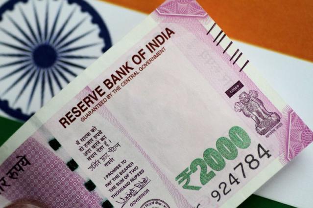 Have 2,000 Rupee Notes? What To Do?