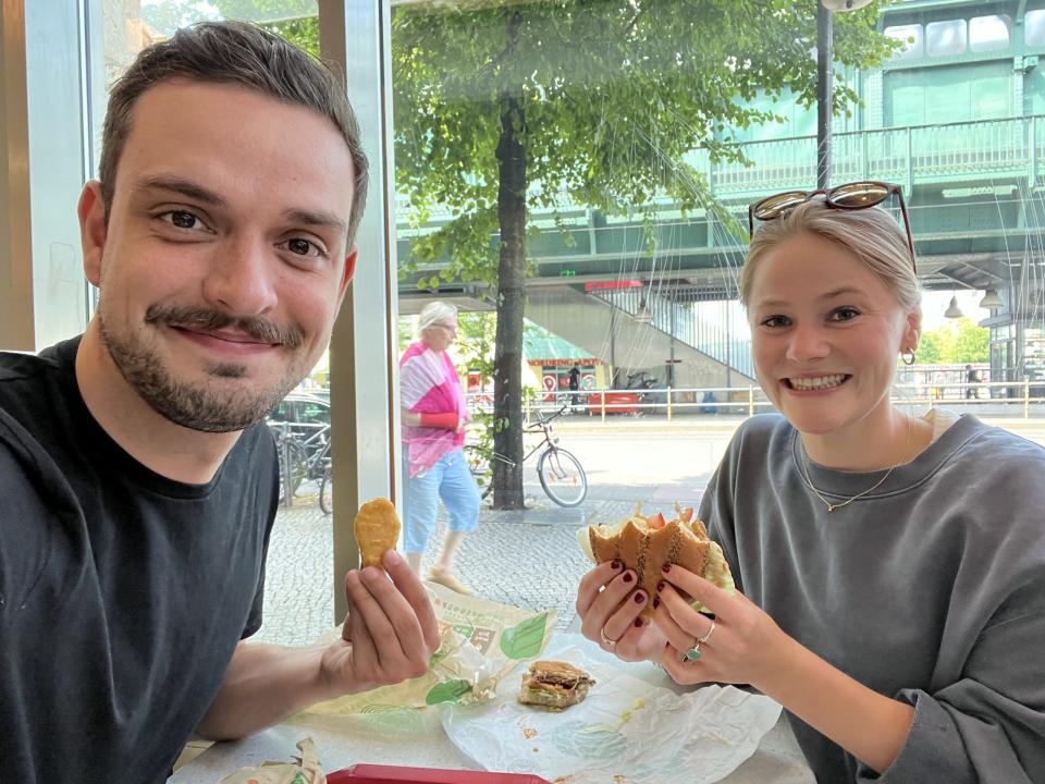 Burger und Nuggets wurden in Berlin getestet – nicht jeder Geschmack traf unseren Nerv. - Copyright: Tristan Filges