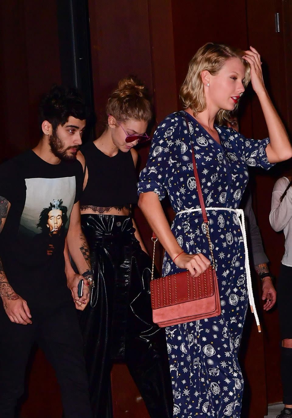 The singers were introduced by Zayn's girlfriend Gigi Hadid, who happens to be Taylor's BFF. Source: Getty