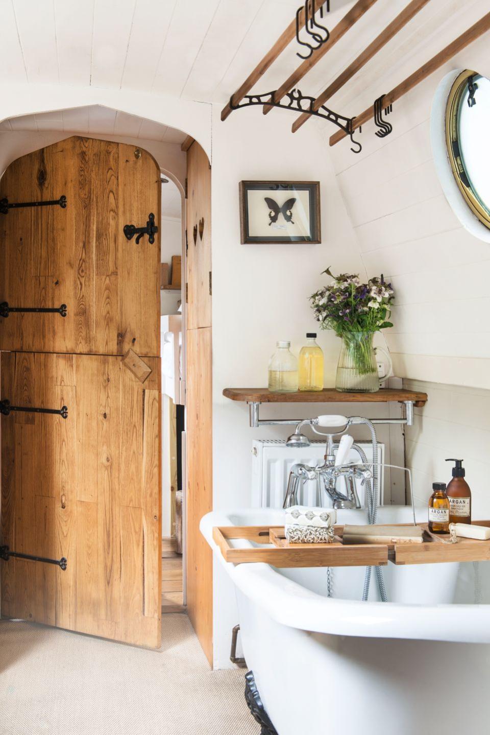 <p>Who would have thought that this stunning Scandi-inspired bathroom is actually on a century-old narrowboat? <br></p><p><a class="link " href="https://www.housebeautiful.com/uk/renovate/homes-makeovers/a3135/velvet-morning-narrowboat-little-venice-london/" rel="nofollow noopener" target="_blank" data-ylk="slk:TAKE A TOUR;elm:context_link;itc:0;sec:content-canvas">TAKE A TOUR</a> </p>