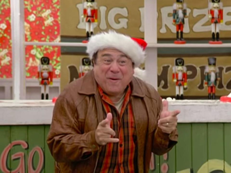 Danny DeVito Deck the Halls 2006 6%