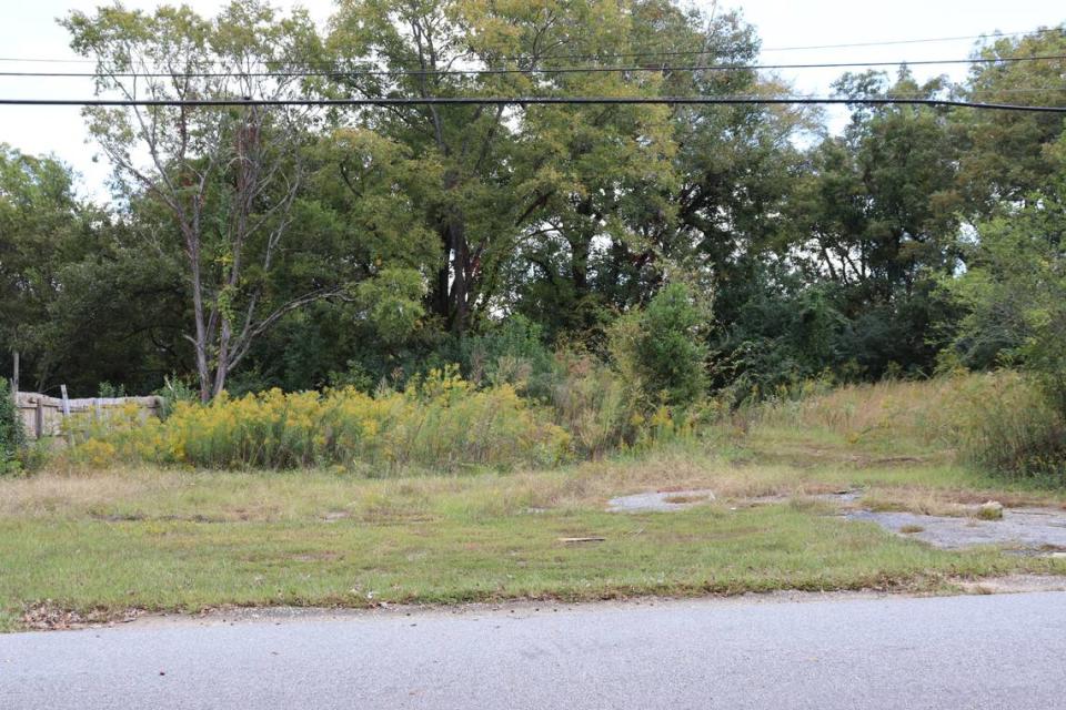 4738 12th Ave is a vacant property in phase one with a starting bid of $10,000 on .16 acres. 10/25/23