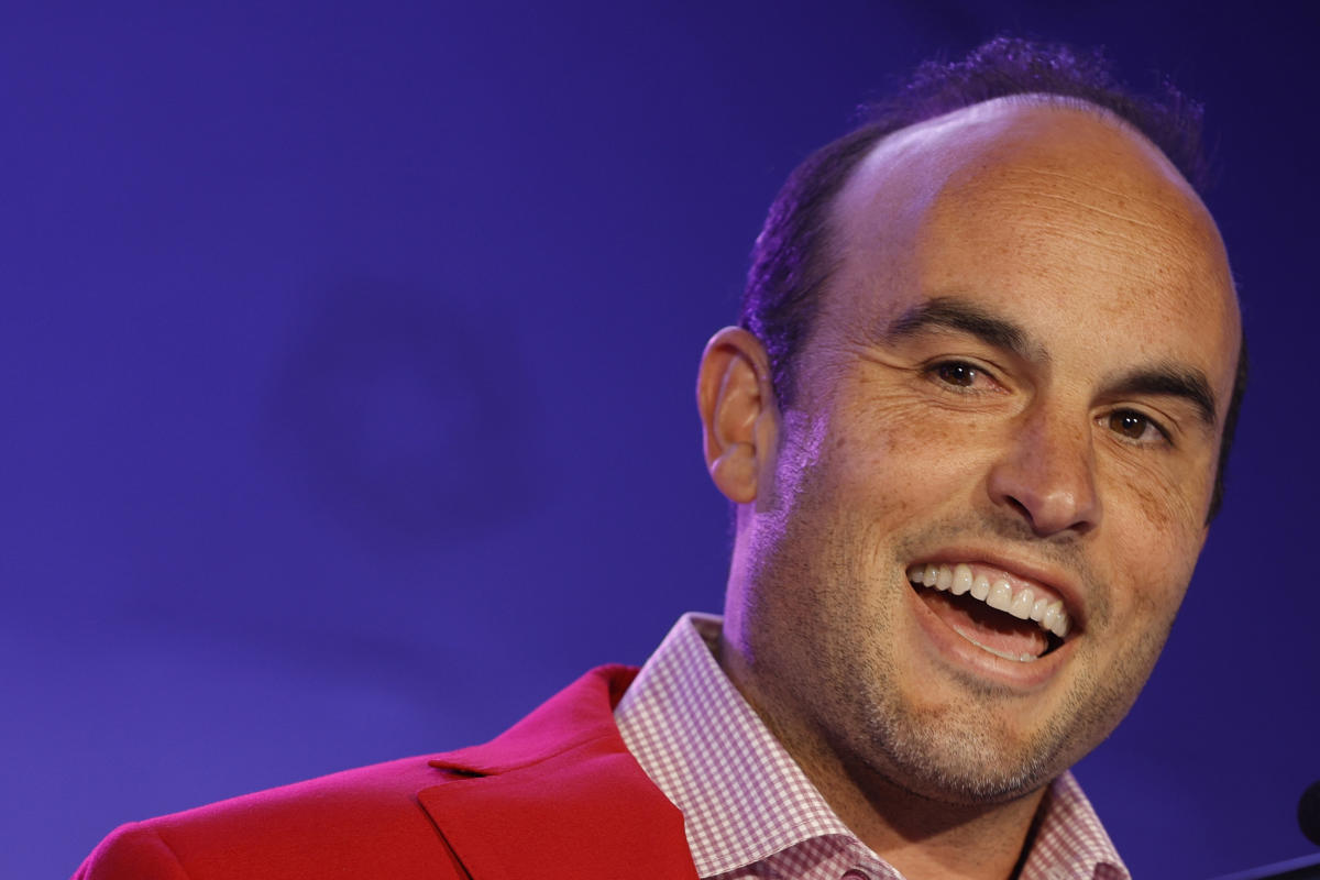 San Diego Wave hire USMNT legend Landon Donovan as interim head coach