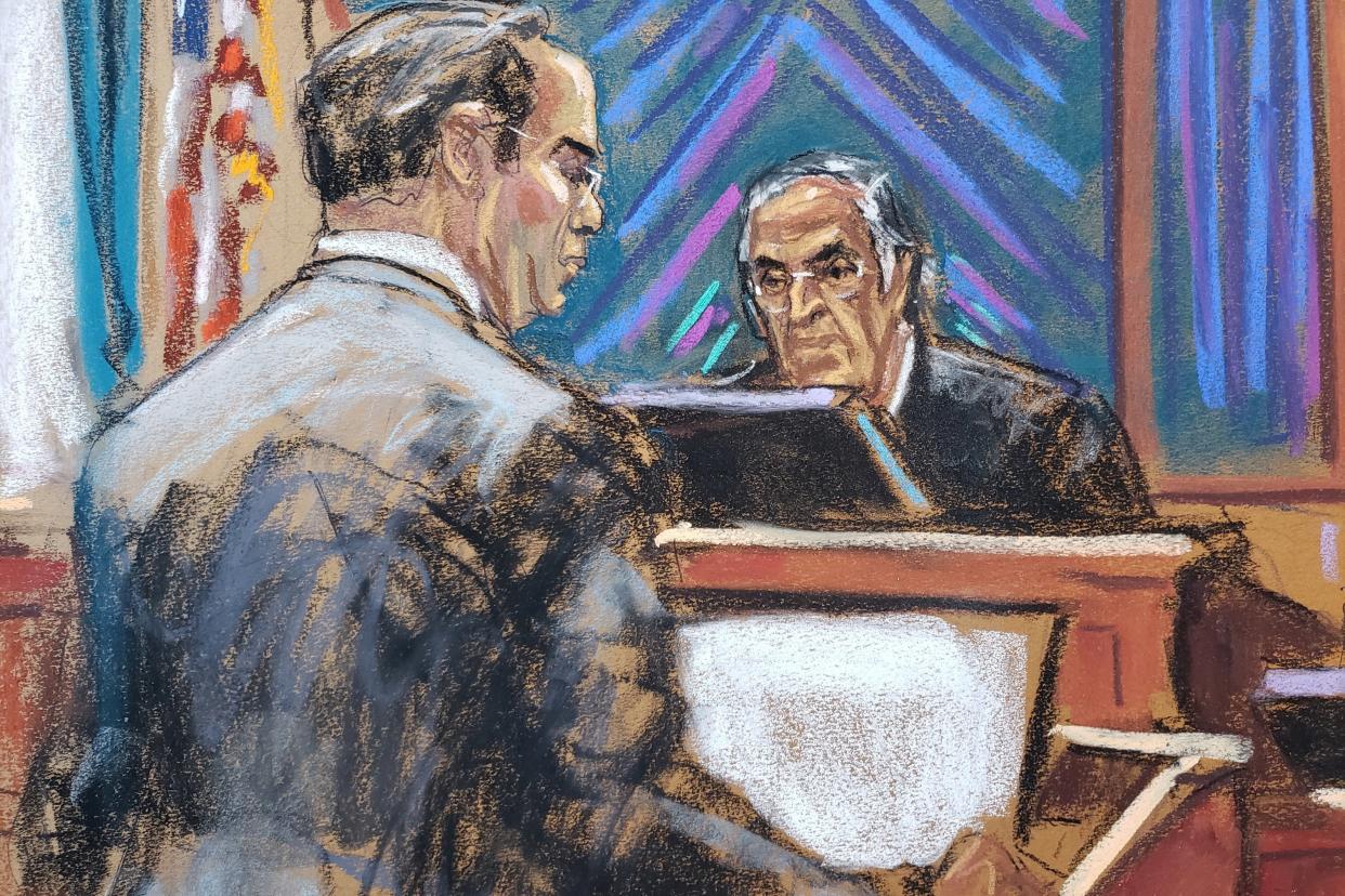 A courtroom sketch from United States v. Samuel Bankman-Fried depicting Judge Lewis Kaplan staring over at an attorney.