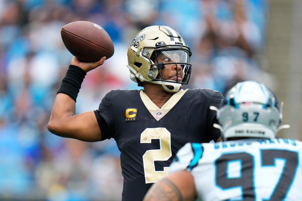 New Orleans Saints quarterback Jameis Winston (2) sets back to pass the ball during the first half of an NFL football game against the Carolina Panthers, Sunday, Sept. 25, 2022, in Charlotte, N.C. (AP Photo/Rusty Jones)