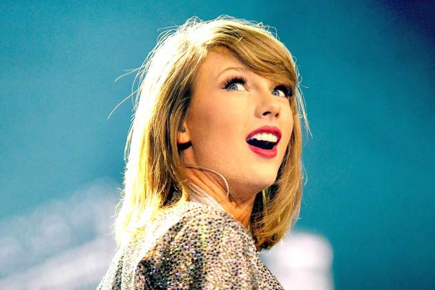 Taylor Swift performs at Manchester Arena on June 24, 2015, in Manchester, England.   - Credit: Shirlaine Forrest/Getty Images