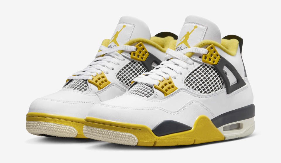 Air Jordan 4 Vivd Sulfur 