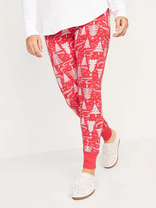 Printed Thermal-Knit Pajama Leggings. Image via Old Navy.