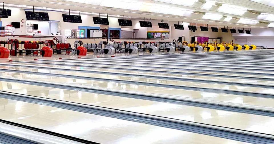 Bowling alley - Orchid Bowl